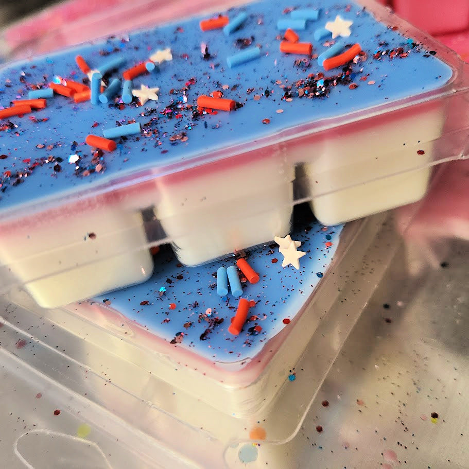 Stars & Stripes Clamshell (blue raspberry slushie + cherry slushie + vanilla milkshake)