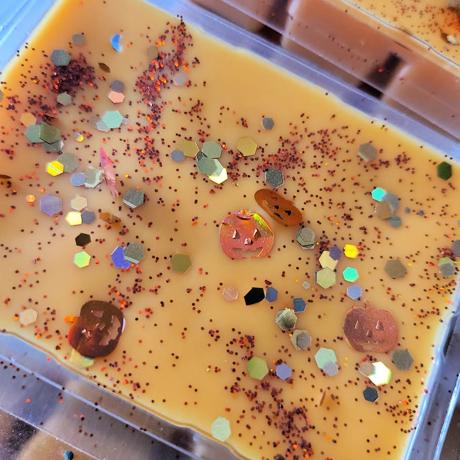 Hello, Pumpkin Clamshell (pumpkin pie + creme brulee + warm vanilla sugar + pumpkin marshmallow + toasted pumpkin spice)