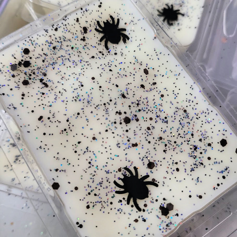 Spider Cider Clamshell (cider lane + cotton candy)