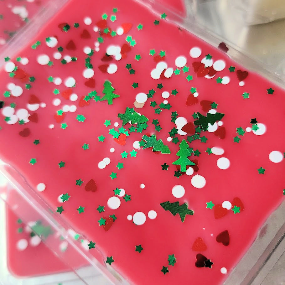 Twas the Night Before Christmas Clamshell (cotton flannel sheets + fresh sparkling snow + sugared spruce)