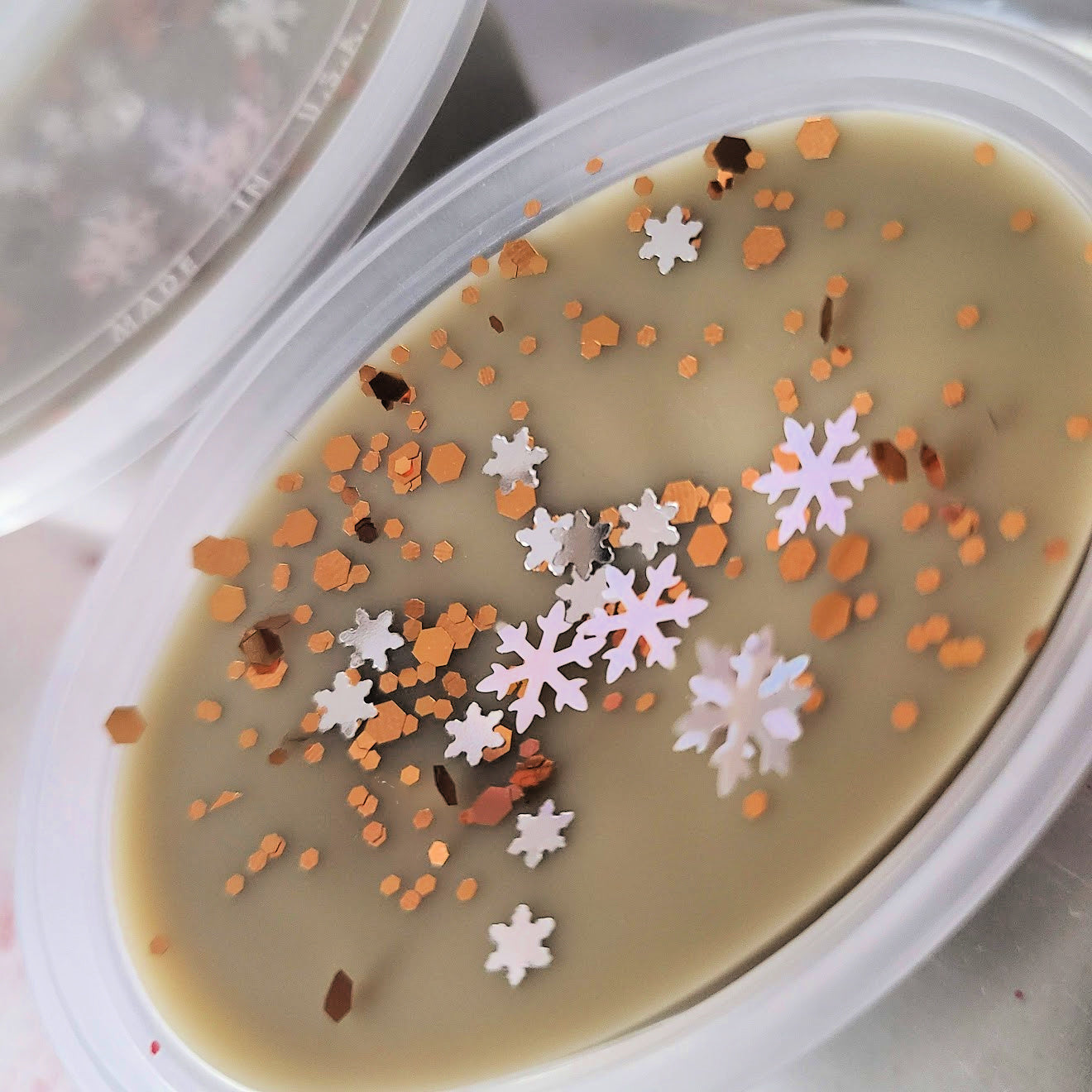 Ski Lodge Scent Shot (woodland snow + cashmere cedar + snowflakes & cashmere)