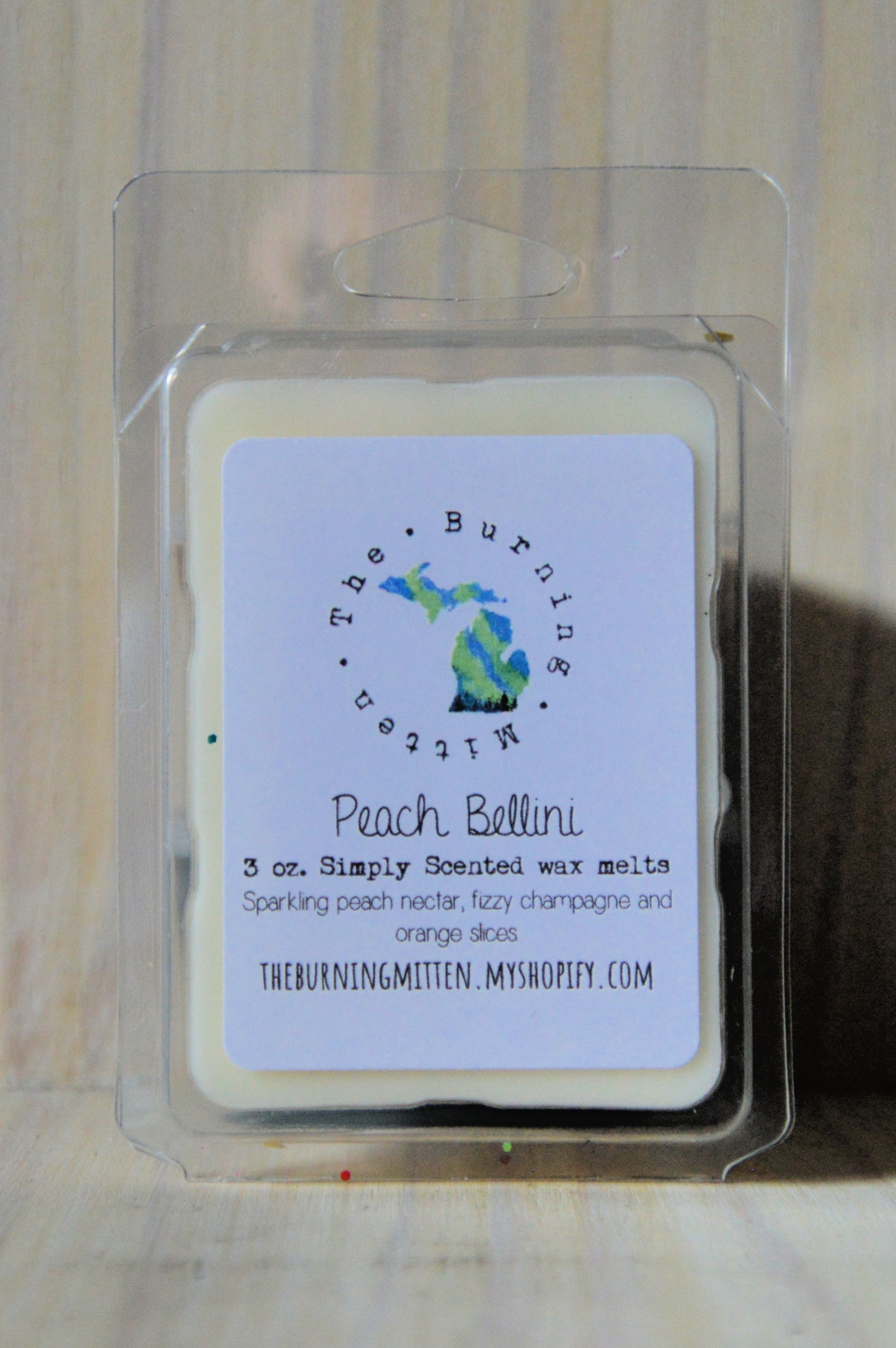 Peach Bellini Simply Scented Clamshell (sparkling peach nectar, fizzy champagne and orange slices)