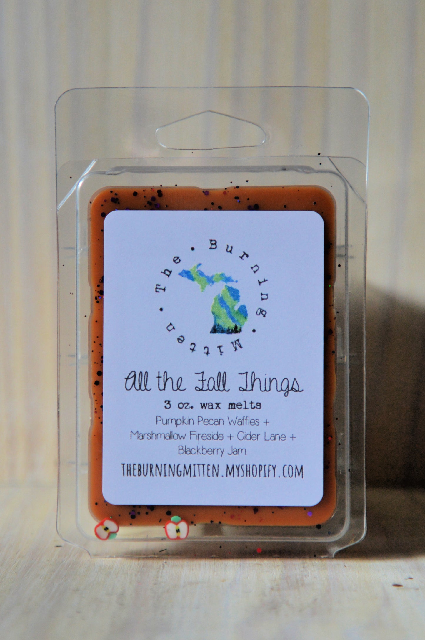All the Fall Things Clamshell (pumpkin pecan waffles + marshmallow fireside + cider lane + blackberry jam)