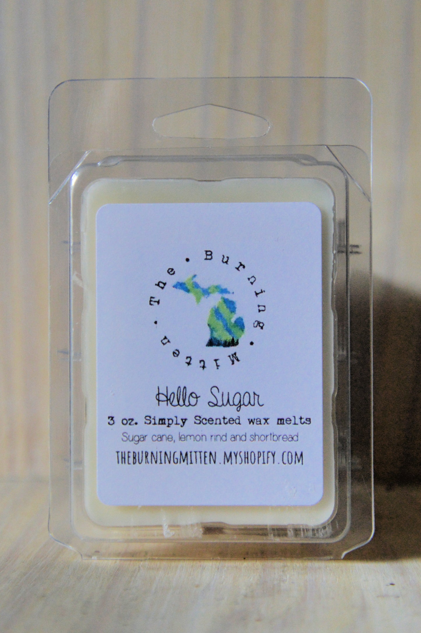 Hello Sugar Simply Scented Clamshell (sugar cane, lemon rind and shortbread)