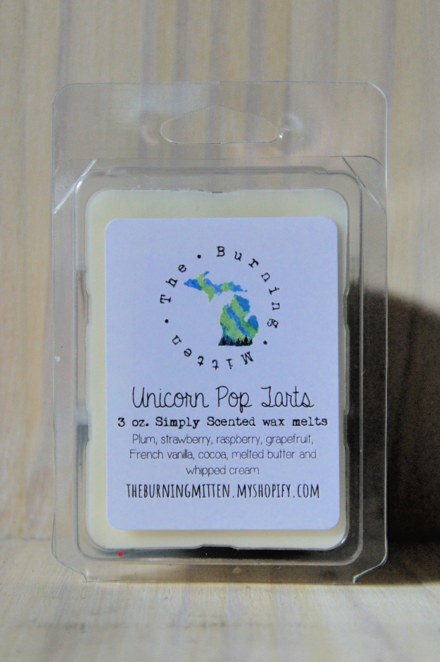 Unicorn Pop Tarts Simply Scented Clamshell (plum, strawberry, raspberry, grapefruit, French vanilla, cocoa, melted butter and whipped cream)