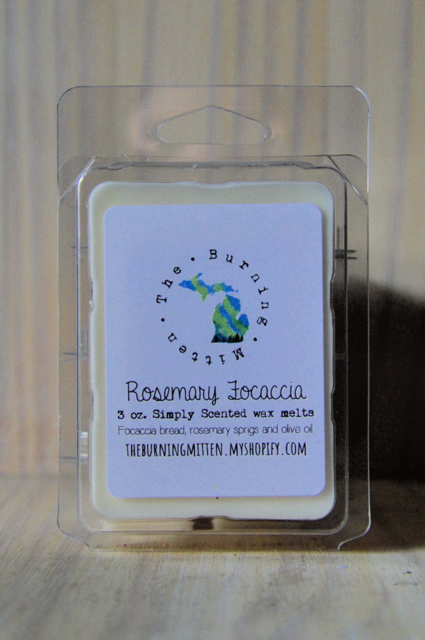 Rosemary Focaccia Simply Scented Clamshell (focaccia bread, rosemary sprigs and olive oil)