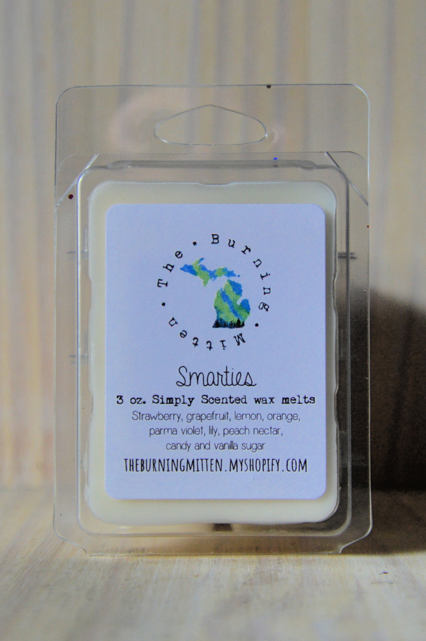 Smarties Simply Scented Clamshell (strawberry, grapefruit, lemon, orange, parma violet, lily, peach nectar, candy and vanilla sugar)