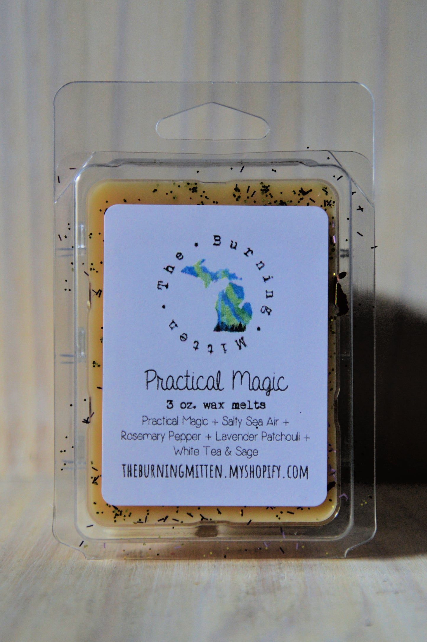 Practical Magic Clamshell (practical magic + salty sea air + rosemary pepper + lavender patchouli + white tea & sage)