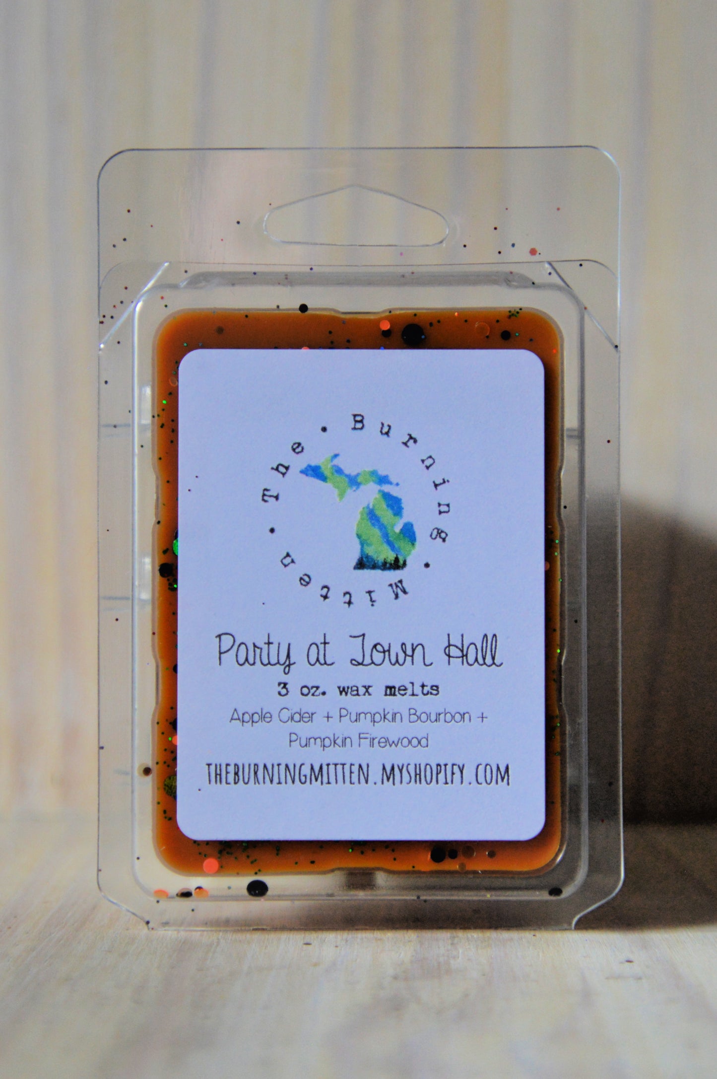 Party at Town Hall Clamshell (apple cider + pumpkin bourbon + pumpkin firewood)