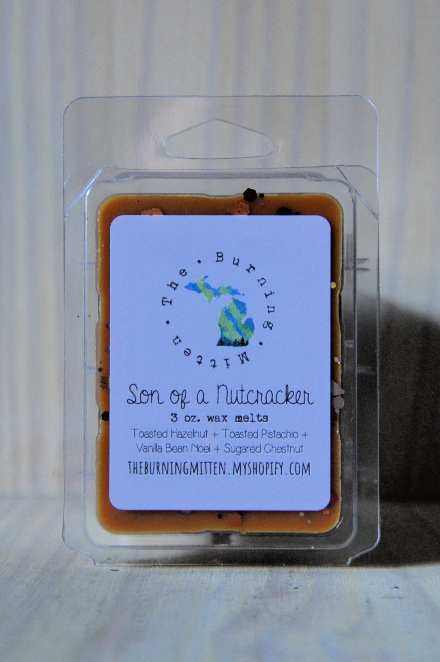 Son of a Nutcracker Clamshell (toasted hazelnut + toasted pistachio + vanilla bean noel + sugared chestnut)