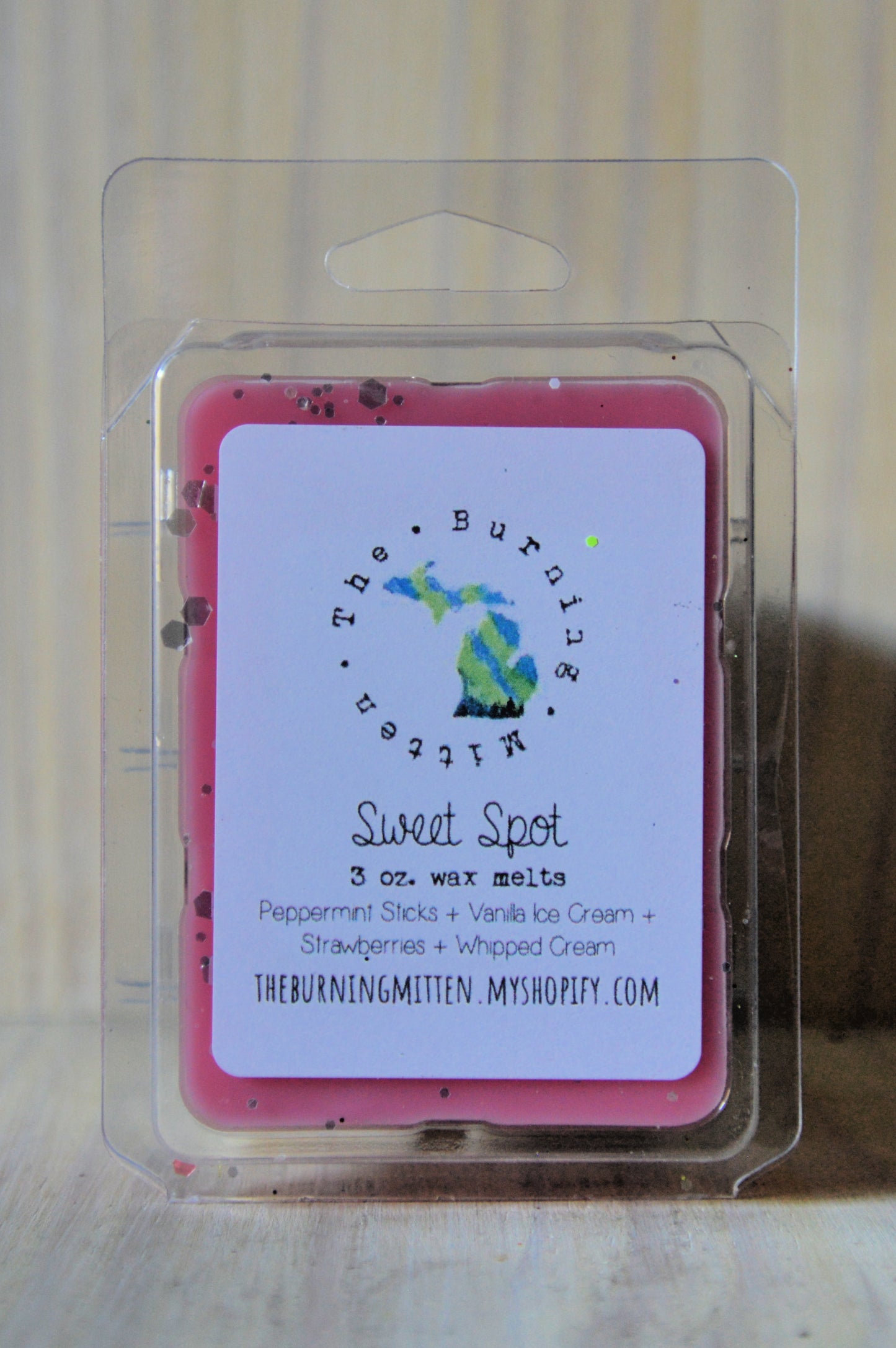 Sweet Spot Clamshell (peppermint sticks + vanilla ice cream + strawberries + whipped cream)