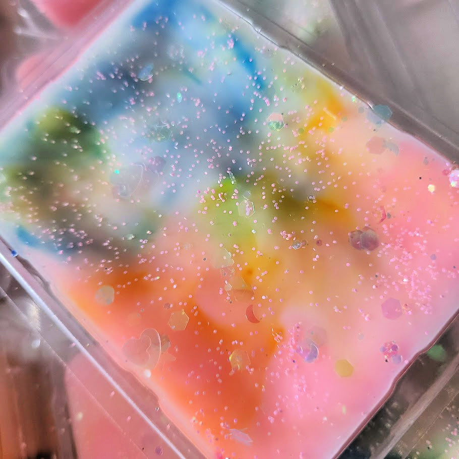 Rainbow Cotton Candy Clamshell (rainbow sherbet + cotton candy)