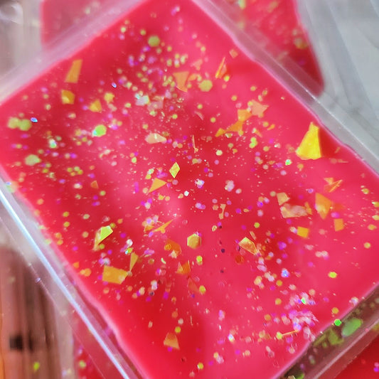 That'll Do Me Clamshell (skittles + fizzy strawberry soda + lemonade)