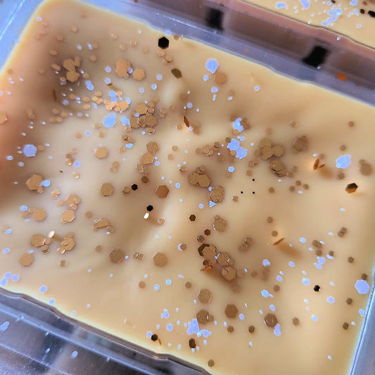 Thiccck Dough Clamshell (peanut butter cookie dough + sugar cookie dough)