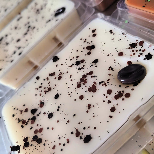 Bean Flicker Clamshell (coffee beans + vanilla bean noel)