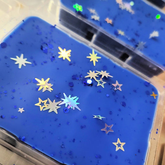 Blue Velvet Clamshell (blue sugar + velvet sugar)