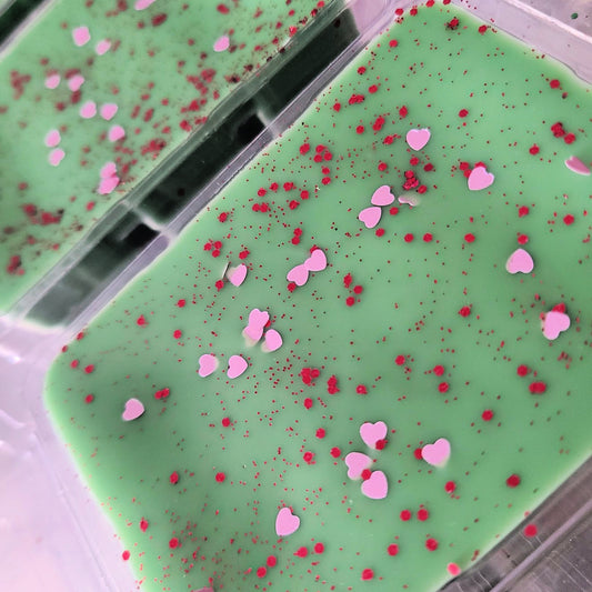 Afternoon Delight Clamshell (strawberry + kiwi + green apple + raspberry + lime)