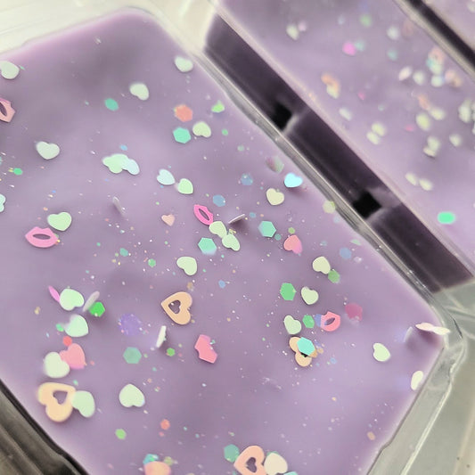 Sweet Nothings Clamshell (pink sugar + cotton candy + lavender)