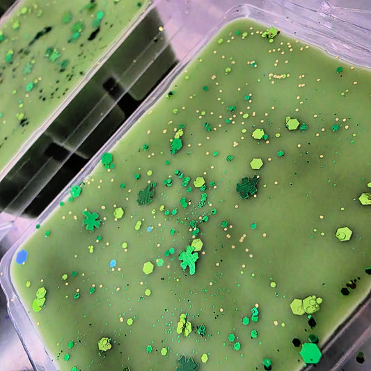 Go Luck Yourself Clamshell (pistachio macaroon + zucchini bread)