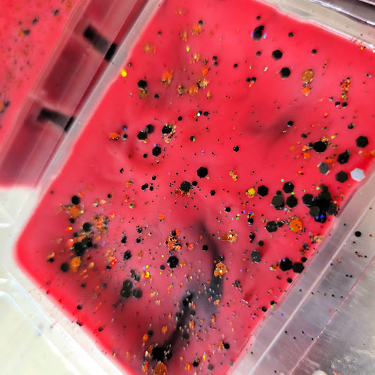 King of Hell Clamshell (lord of misrule + bourbon tobacco)