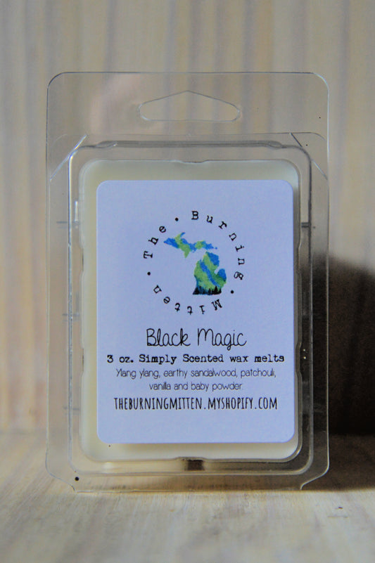 Black Magic Simply Scented Clamshell (ylang ylang, earthy sandalwood, patchouli, vanilla and baby powder)