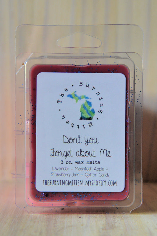 Don't You Forget about Me Clamshell (lavender + macintosh apple + strawberry jam + cotton candy)