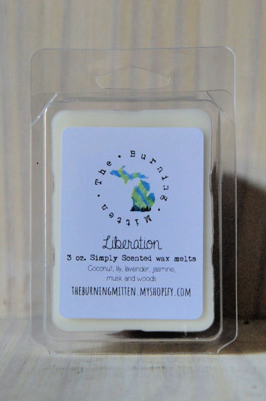 Liberation Simply Scented Clamshell (coconut, lily, lavender, jasmine, musk and woods)