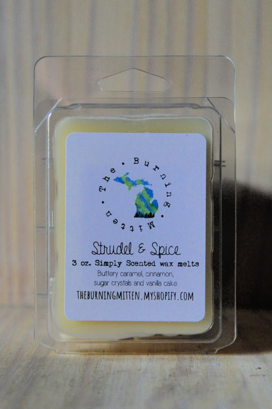 Strudel & Spice Simply Scented Clamshell (buttery caramel, cinnamon, sugar crystals and vanilla cake)