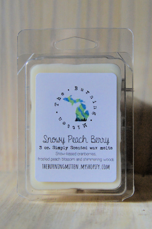Snowy Peach Berry Simply Scented Clamshell (snow-kissed cranberries, frosted peach blossom and shimmering woods)