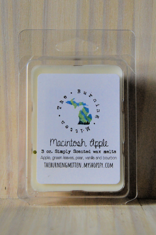 Macintosh Apple Simply Scented Clamshell (apple, green leaves, pear, vanilla and bourbon)