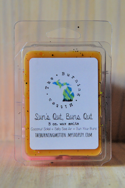 Sun's Out, Buns Out Clamshell (coconut soleil + salty sea air + sun your buns)