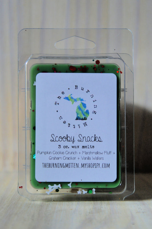 Scooby Snacks Clamshell (pumpkin cookie crunch + marshmallow fluff + graham cracker + vanilla wafers)