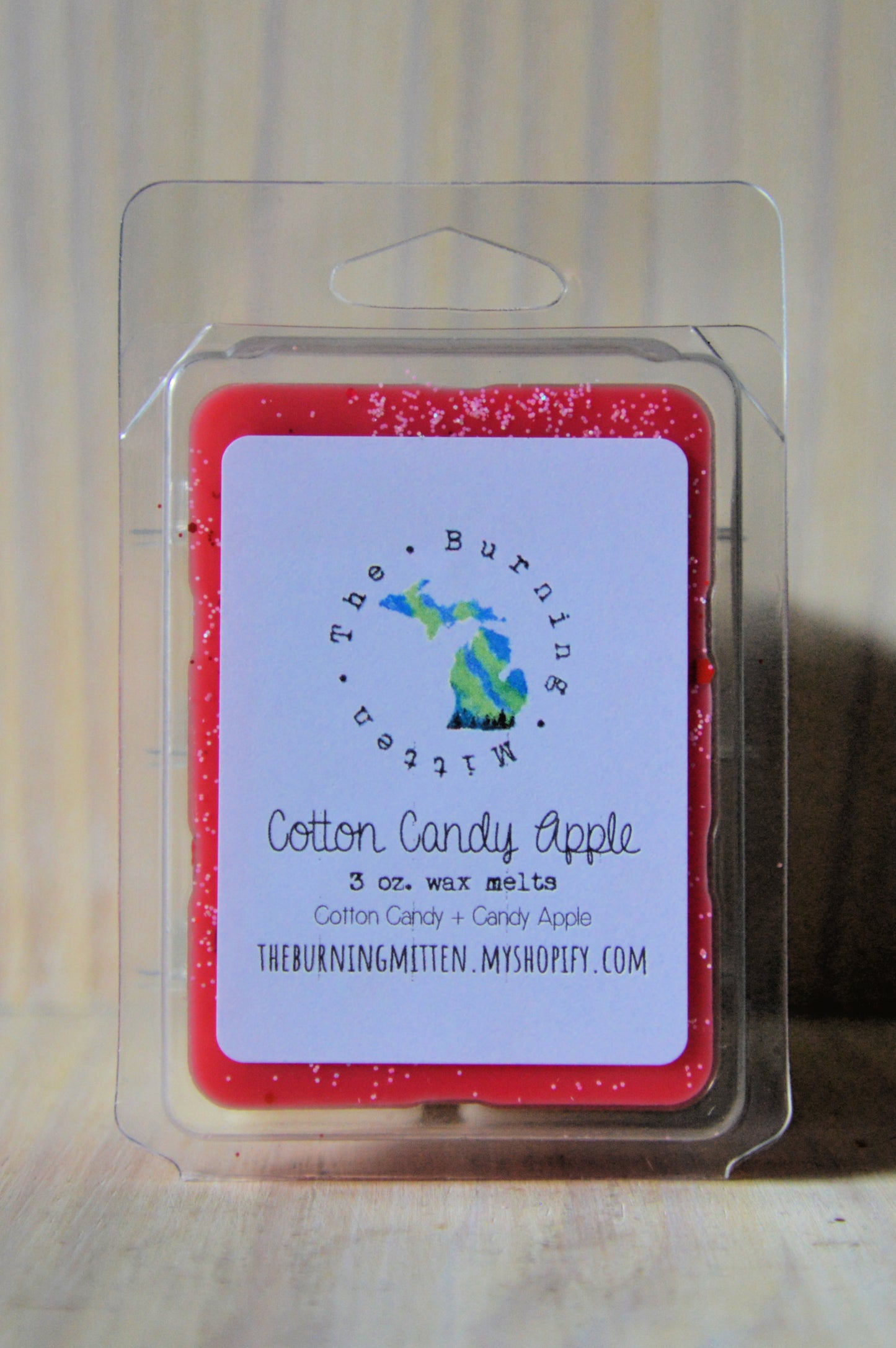Cotton Candy Apple Clamshell (cotton candy + candy apple)