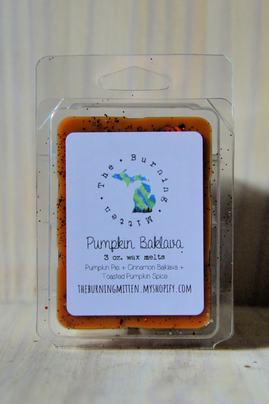 Pumpkin Baklava Clamshell (pumpkin pie + cinnamon baklava + toasted pumpkin spice)
