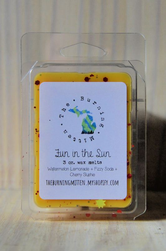 Fun in the Sun Clamshell (watermelon lemonade + fizzy soda + cherry slushie)
