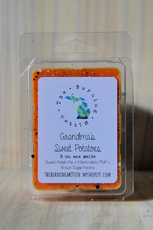 Grandma's Sweet Potatoes Clamshell (sweet potato pie + marshmallow fluff + brown sugar pecans)