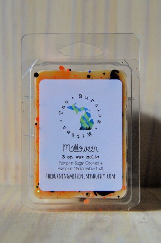 Malloween Clamshell (pumpkin sugar cookies + pumpkin marshmallow fluff)