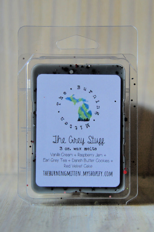 The Grey Stuff Clamshell (vanilla cream + raspberry jam + earl grey tea + danish butter cookies + red velvet cake)